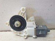 Mercedes-Benz GLA W156 X156 2016 Links Fensterhebermotor Tür vorne A2469065100 Mercedes-Benz GLA W156 X156 2016 Links Fensterhebermotor Tür vorne A2469065100