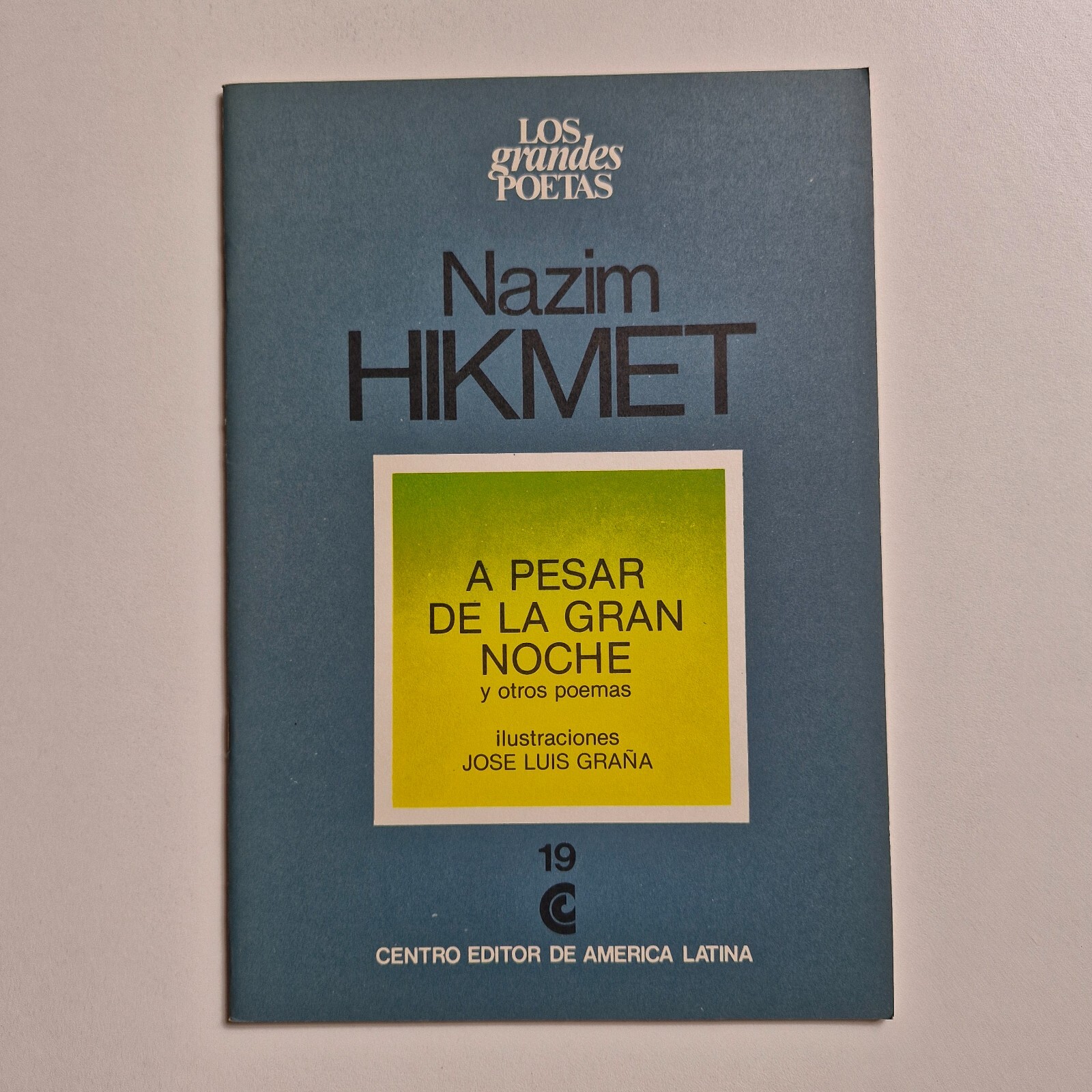 Foto 1 di 2