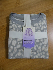 Stars Above Women's 2-piece Thermal Pajama / Lounge Set Gray / White Size S NWT