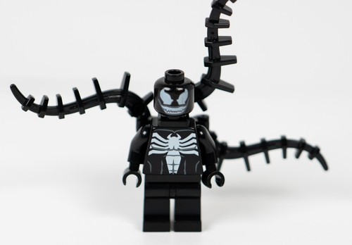 Lego DC Universe Venom Minifigure. Used.  Fast Shipping. - Picture 1 of 4