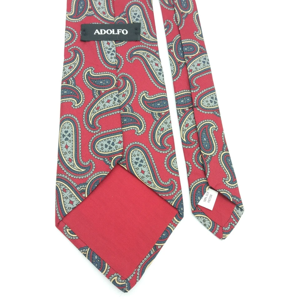 Corbata Adolfo roja estampado cachemir 100 % seda Foto 2 de 4