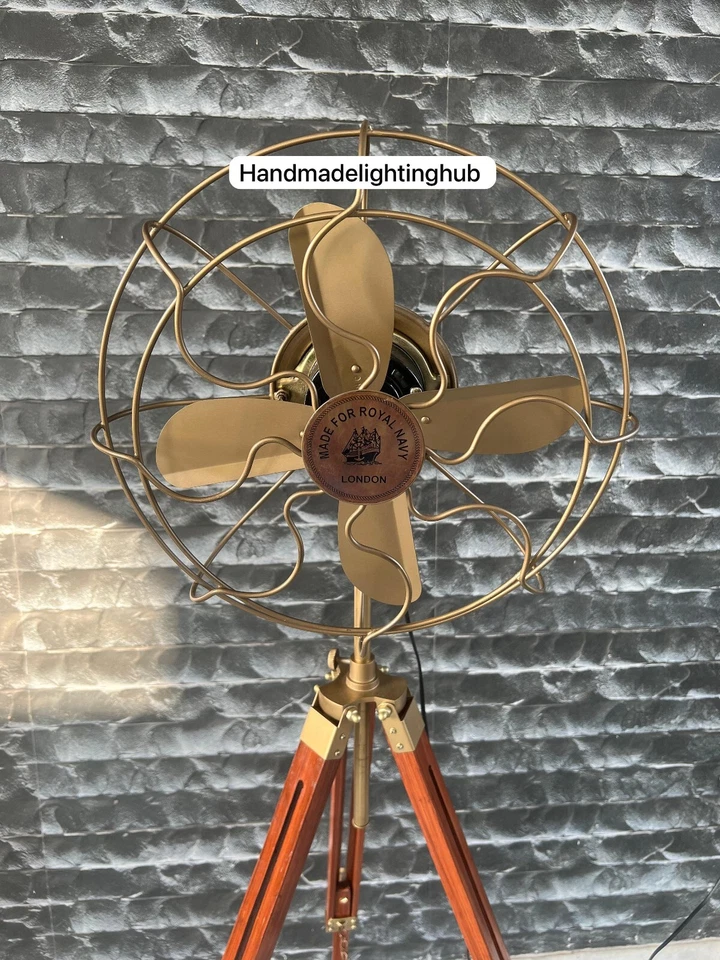 Ventilador de pedestal trípode de madera ajustable moderno eléctrico de 3 velocidades energéticamente eficiente Foto 2 de 4