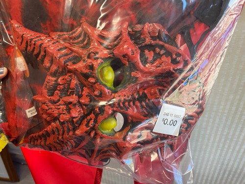 Hyde and Eek! Kids Light Up Red Dragon w/ Mask and Wings Costume Large 10/12 NEW - Picture 6 of 8