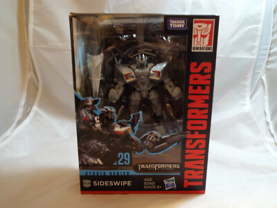 TRANSFORMERS STUDIO SERIES 29 DELUXE CLASS AUTOBOT SIDESWIPE