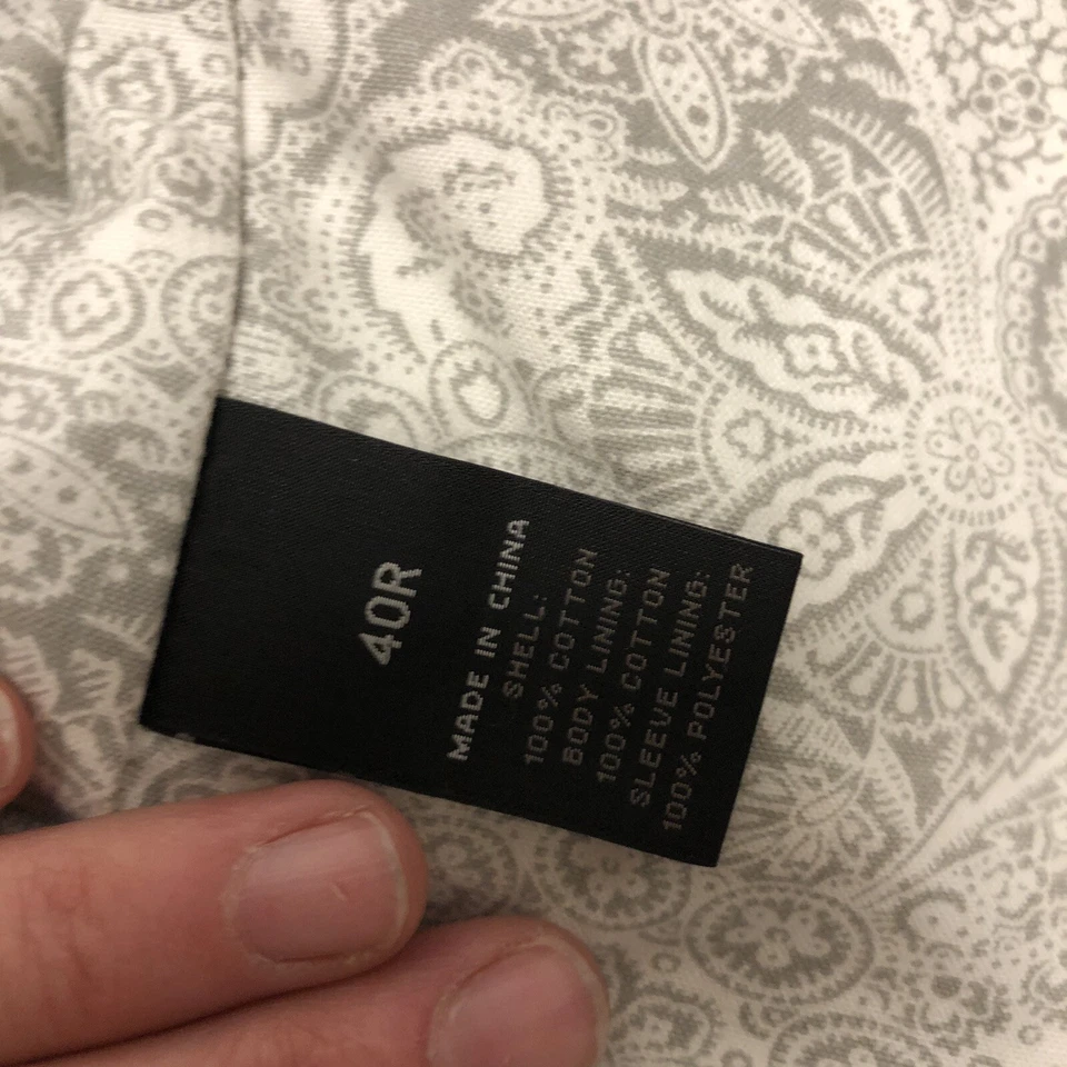 Express White SEERSUCKER Sport Coat SKULL Crossbones Jacket Cotton Blazer 40 R - Image 3 of 4