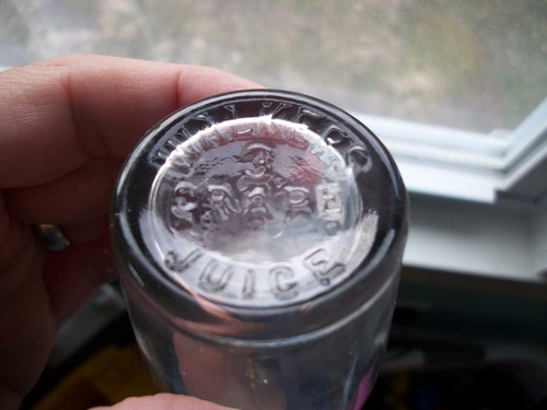 WALKER'S GRAPE JUICE SMALL MINI HAND BLOWN SODA APPLIED CROWN TOP FREE SHIP - Picture 3 of 3