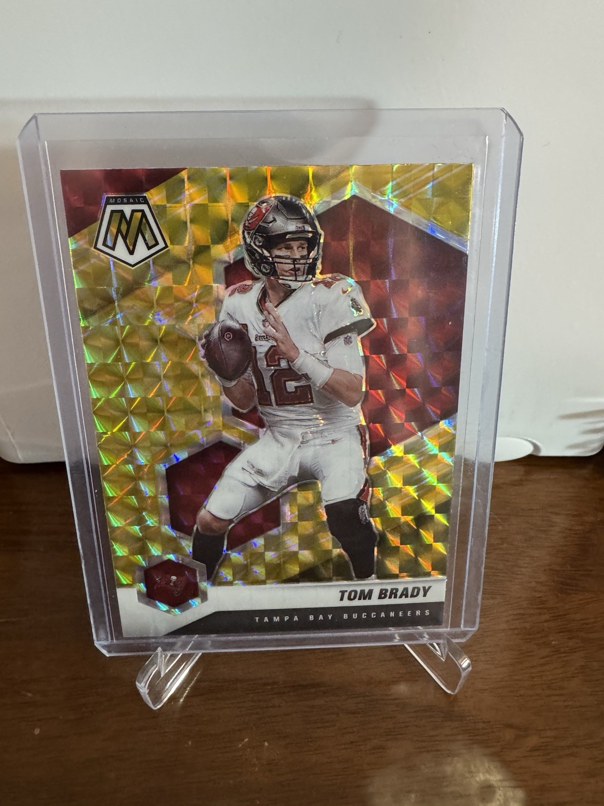 2021 Panini Mosaic - Tom Brady #186 Reactive Yellow Mosaic Prizm