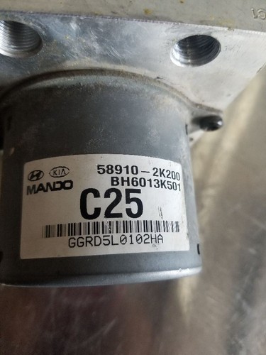 Anti-Lock Brake Part Actuator And Pump Assembly Fits 12-13 Kia Soul - Foto 8 di 9