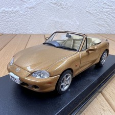 1:43 Mazda 2001 MX-5 Classic Roadster Model