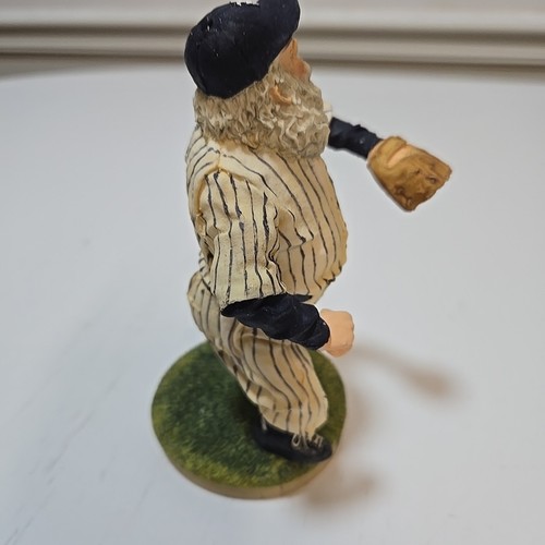 MLB Cooperstown 1938 New York Yankees Weihnachtsmann Figur in Box - Bild 5 von 8