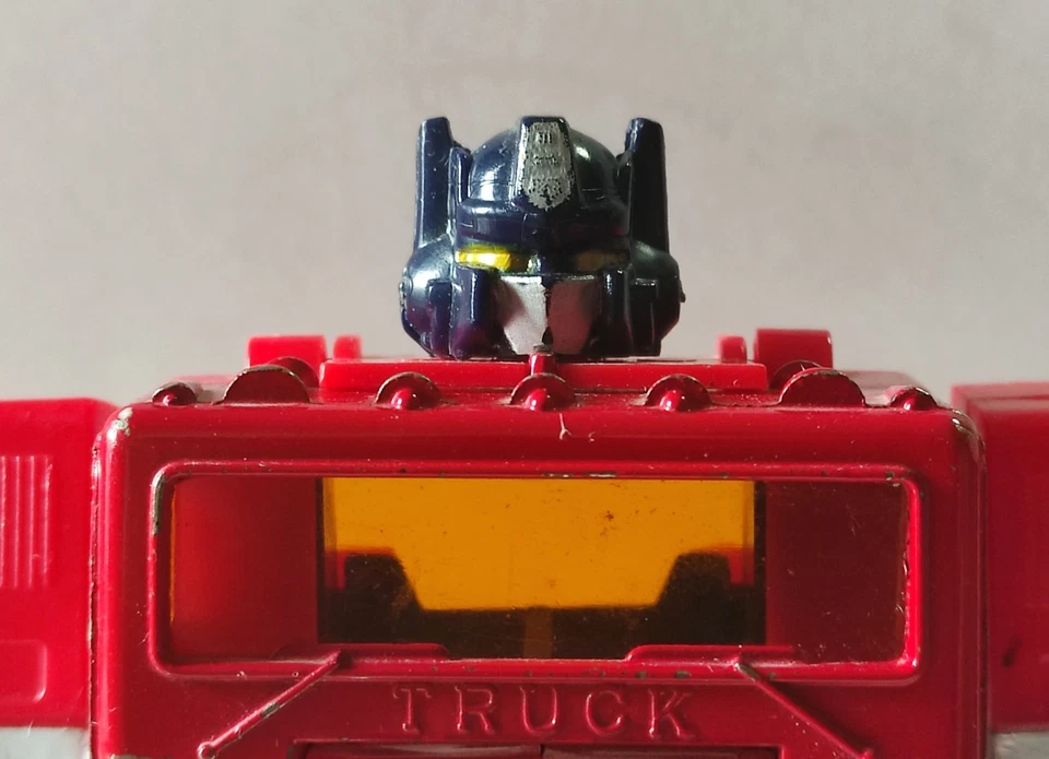 Transformers G1 OPTIMUS PRIME Vintage KO TAROCCO Anni 80 Truck Robot Commander - Immagine 3 di 4