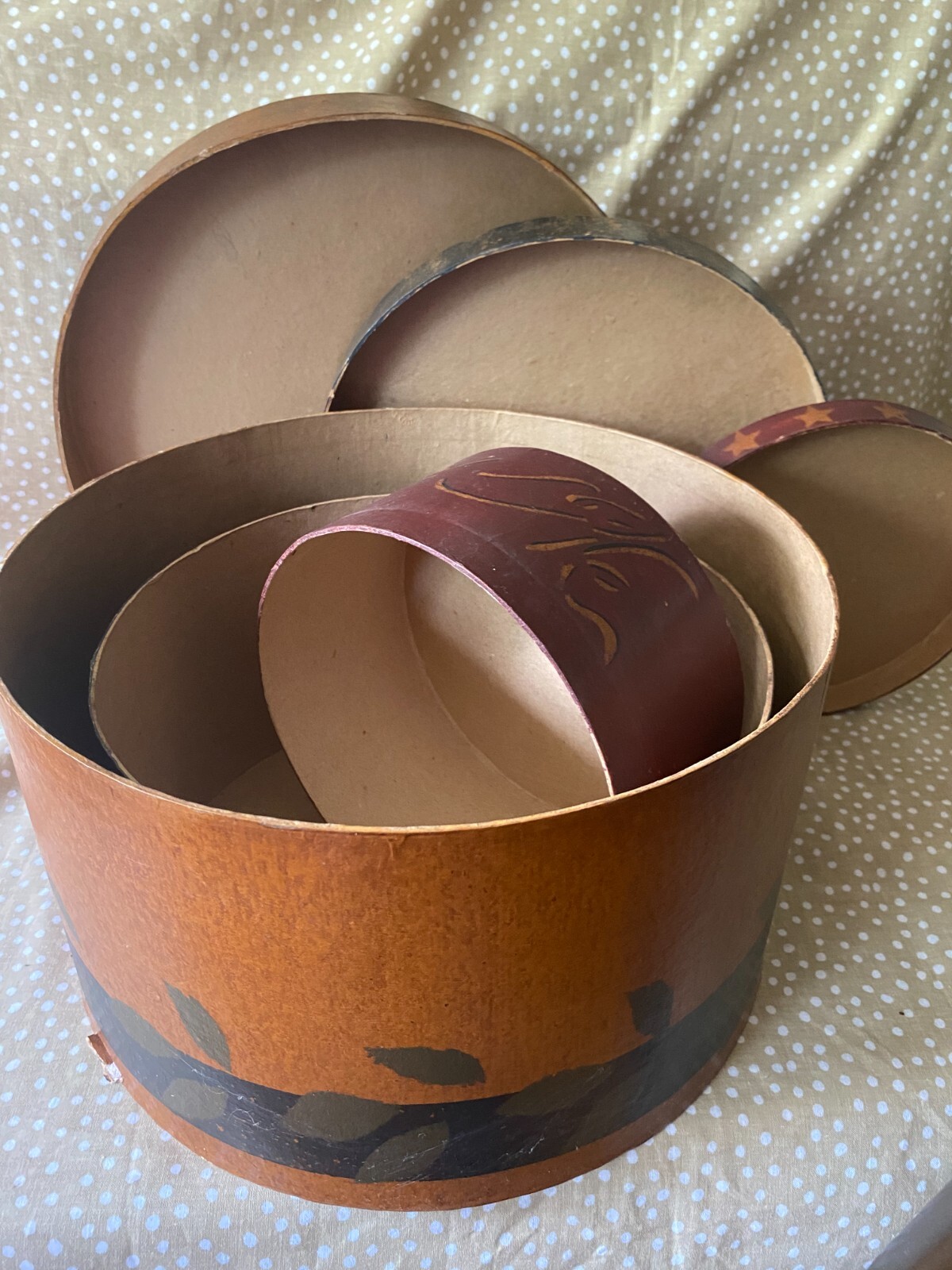 Decorative Country Cardboard Round Nesting Boxes, Set of 3 Boxes with ...