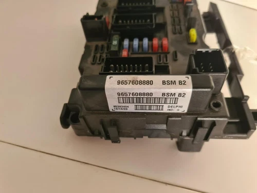 9657608880 Caja Reles/Fusibles para CITROEN BERLINGO 2002 1015653 - Imagen 4 de 4