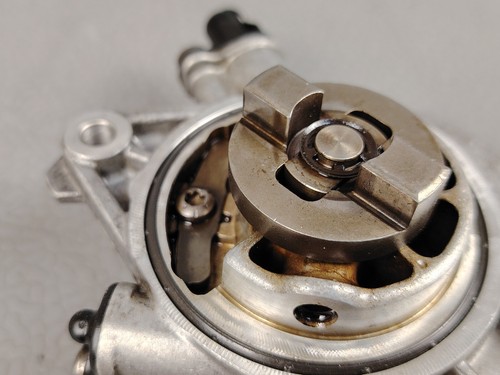 2011 2016 MINI Cooper COUNTRYMAN 1.6 Brake Vacuum Pump 7586424 - Picture 12 of 13