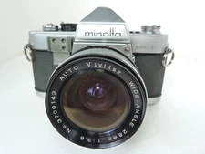VINTAGE MINOLTA SR-1 35mm SLR Film Camera w AUTO VIVITAR 28/2.8 Lens.READ