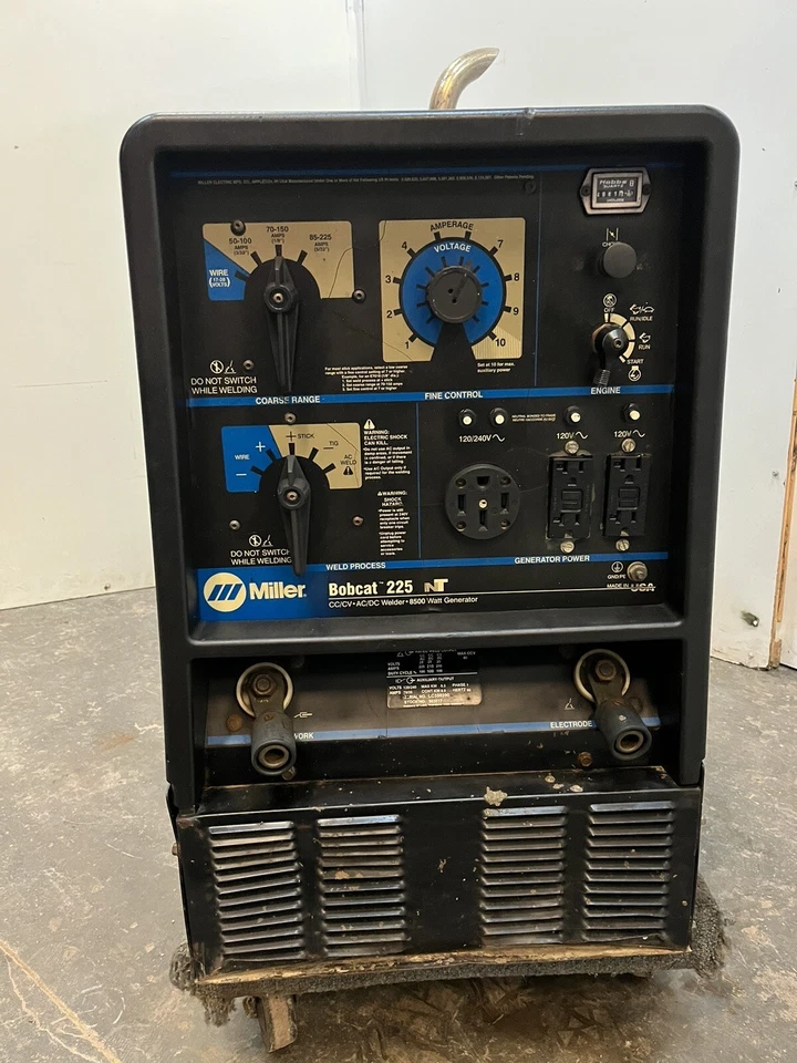 Miller Bobcat 225 NT Welder Generator 20 HP Engine 225 Amps 8500 Watts - Image 2 of 4