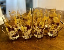 1970s Libbey Wildflowers Wheat Daisies 5.5" T Set of 8 In Vintage Carrier Caddy