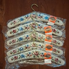 5 Matching Vintage Needlepoint Padded Hangers Roses NEW NEVER USED