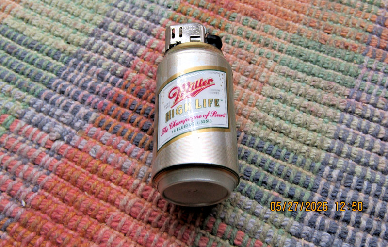 VINTAGE ADV "MILLER HIGH LIFE" MINI BEER CAN LIGHTER !! 
