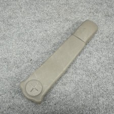 03-10 Oem Chevy Express Gm Savana Right Passenger Seat Belt Buckle Receiver Gray