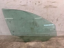 Mercedes-Benz C AMG W205 2019 Fenster Scheibe T&uuml;r vorne (4-T&uuml;rer) LPE4253
