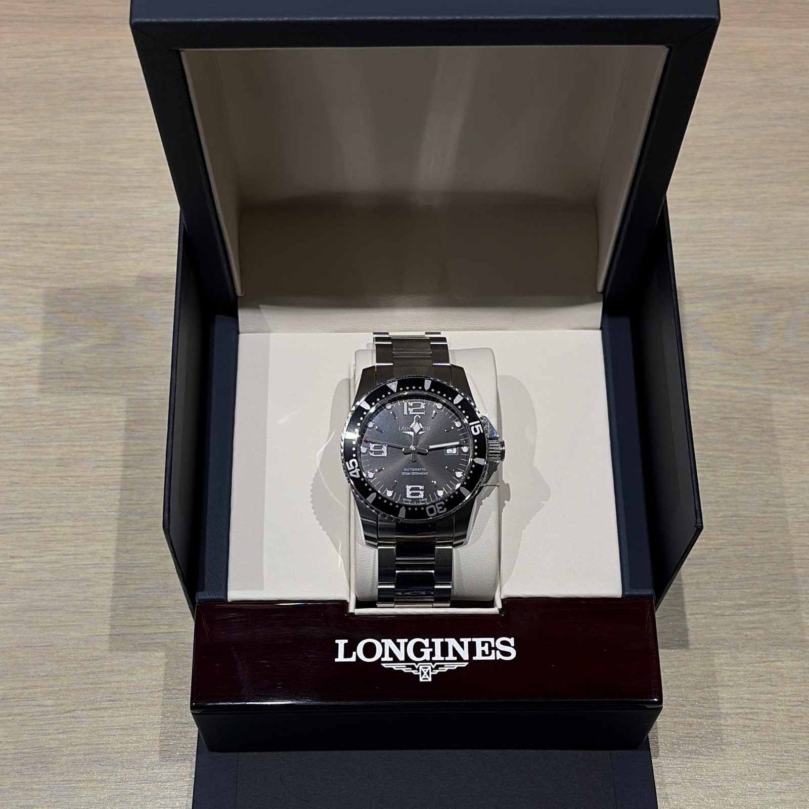 Longines HydroConquest Auto 41mm 300m Black Dial Steel Bracelet L3.742.4.56.6 