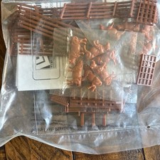 Life Like Trains Modular Stock Pen HO Scale Model Kit 1378 P1