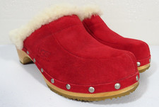 UGG Australia Women's Size 7 Red Suede Sheep Shearling Lined Wood Clogs