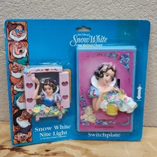 Vintage Disney Snow White Switchplate and Nite Light NEW