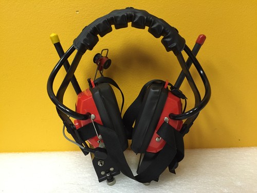 Earmark HTRR-3, 9-V Battery Operated, Wireless Radio Headset, with Case