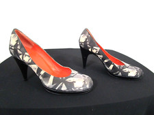 CHARLES JOURDAN CJBIS Black  White Geometric Print Fabric Pumps High Heels Sz 7