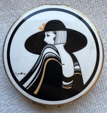 Vintage Stratton Compact Woman w/Hat & Scarf Art Deco Enamel in Gold Tone Metal