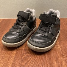 Stride Rite Boys SRT Riker 7 6M Black High Top Hook And Loop Toddler