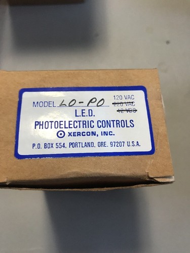 Xercon LO-PO 120VAC L.E.D. Photoelectric Controls - Picture 2 of 3