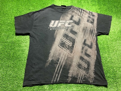 Vintage UFC Men's Graphic Tee T-Shirt 