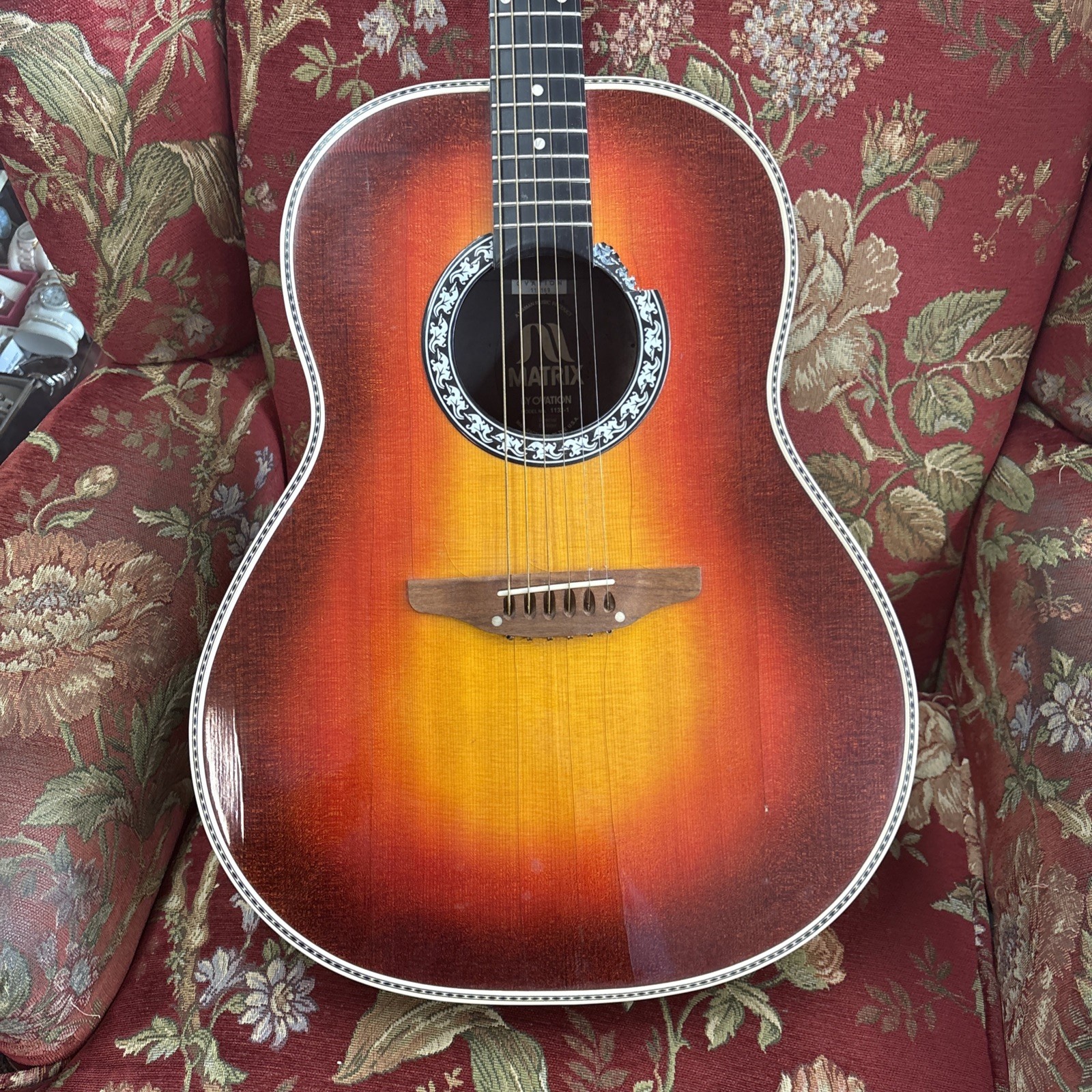 Ovation Matrix 1132-1 6-String Right-Handed Acoustic Guitar 1978 Sunburst
