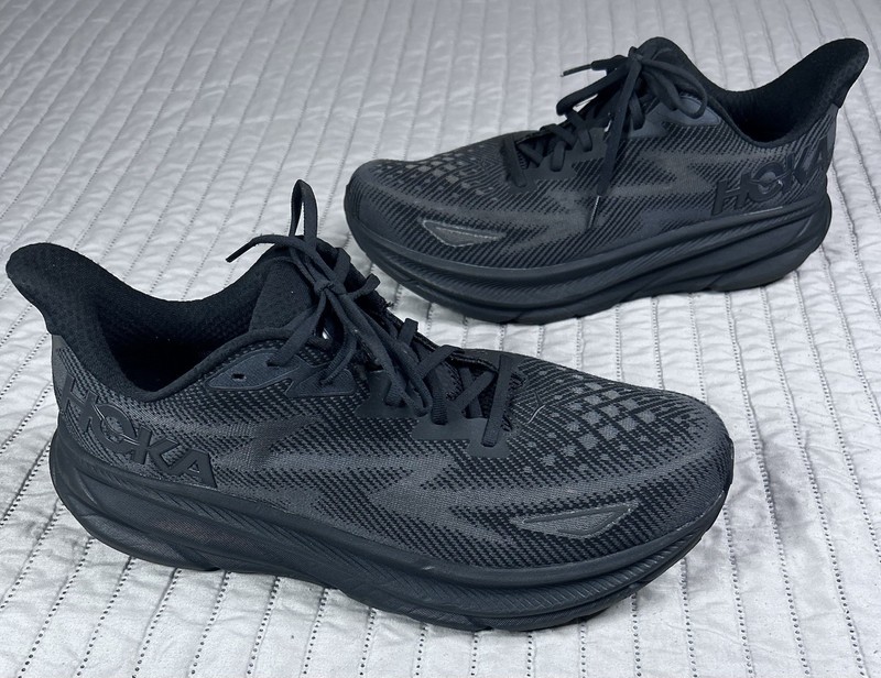 Hoka Clifton 9 Men's Size 12D Running Shoes