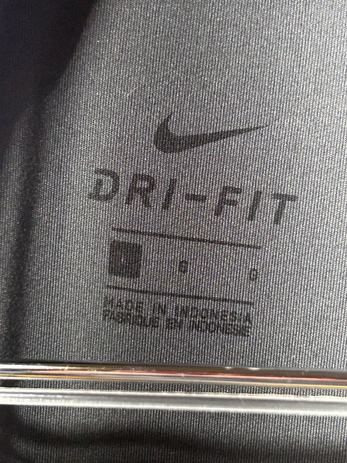 Nike Dri-Fit Iowa Hawkeyes Polo Shirt Mens Large Gray Yellow NCAA Golf thumbnail 5