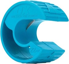OX Pro POLYZIP Plastic Pipe Cutter 22mm
