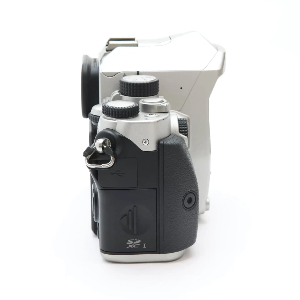 Pentax KP Silver DSLR Camera Body #212 - Image 4 of 4