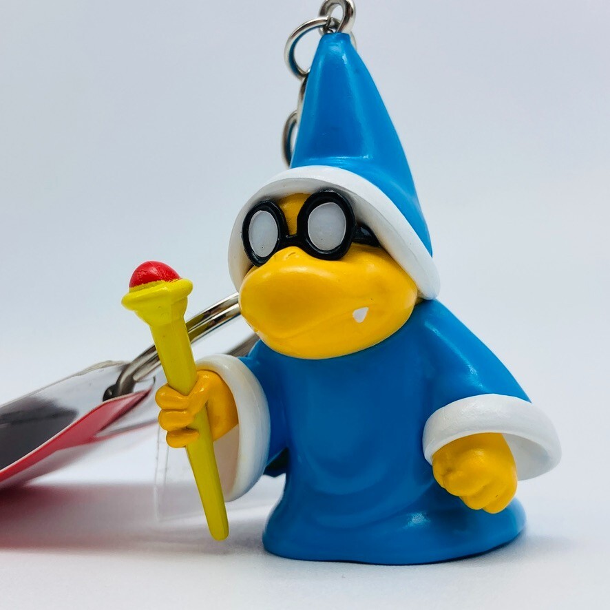 Super Nintendo World Magikoopa Kamek Figure Keychain UNIVERSAL