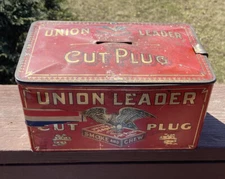 Antique UNION LEADER Cut Plug Smoke and Chew Tobacco TIN