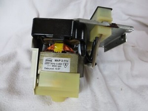 Silma Map 2-11  Nähmotor Einbaumotor  Nähmaschine Anlasser Singer Silnik Lucnik