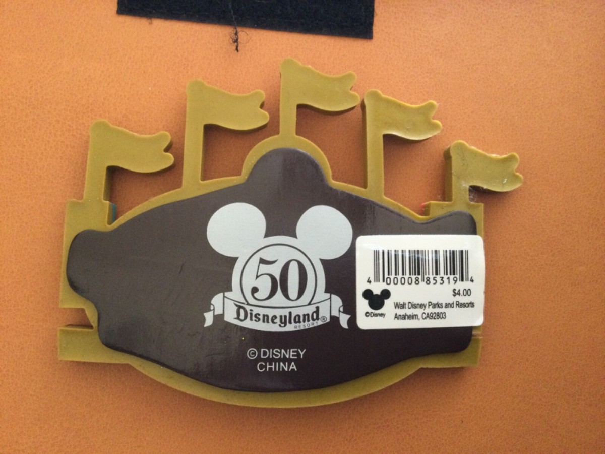 DIsneyland Front Entrance Marquee Sign Jumbo Magnet Happiest Place