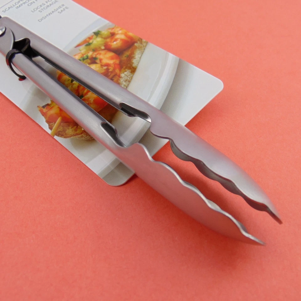 Pinzas para ensaladas pequeñas KitchenAid acero inoxidable brazos bloqueables festoneados KO0890HSSA Foto 2 de 4