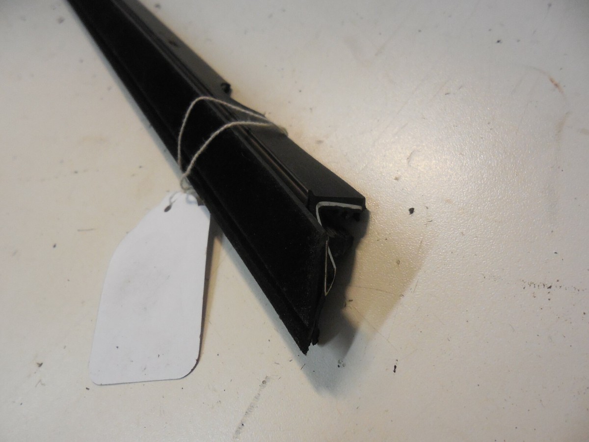 Mercedes Benz C Class Front Right Door Scraper Trim Strip  