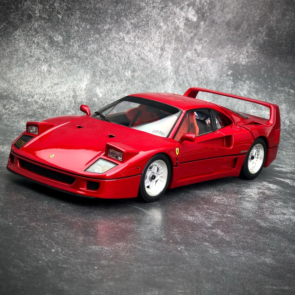 Kyosho New Ferrari F40 High-End Resin? • DiecastSociety.com