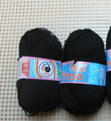 200 gr.Wollpaket Fresa von Lanas Stop Fb.100 - schwarz