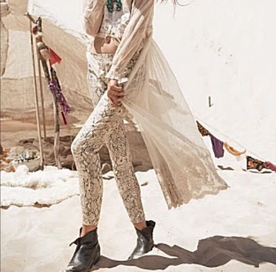 Spell & The Gypsy Size XS Aloha Python Jets Pants Elastic Waist Casual - Photo 1/4