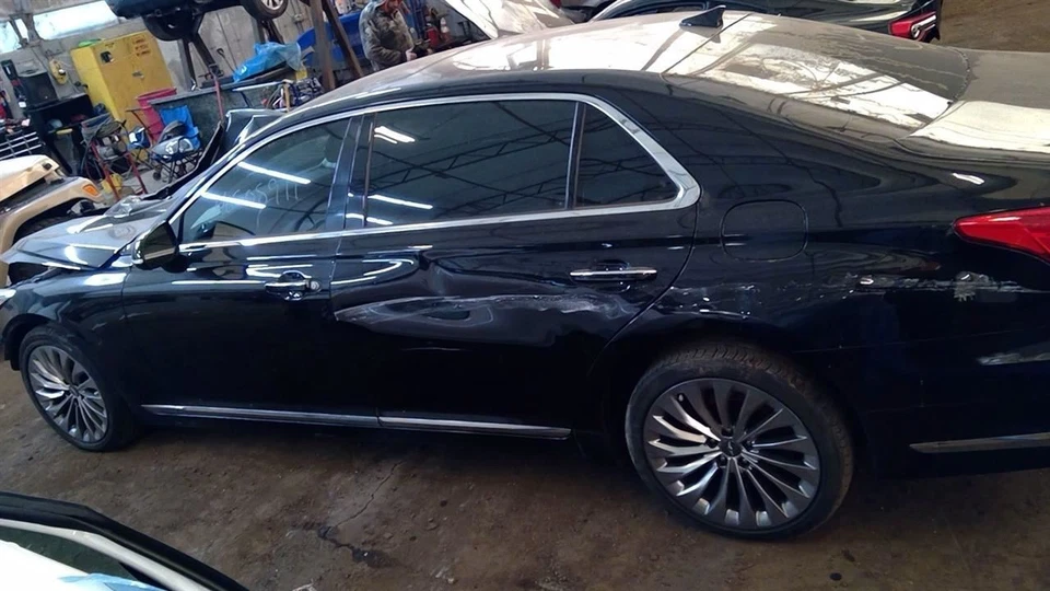 (LOCAL PICKUP ONLY) Passenger Right Front Door Fits 17-22 G90 6413926 Foto 3 de 4